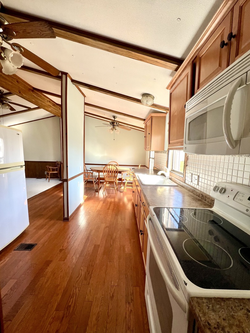 84 Birch Drive, Sandwich, IL 60548