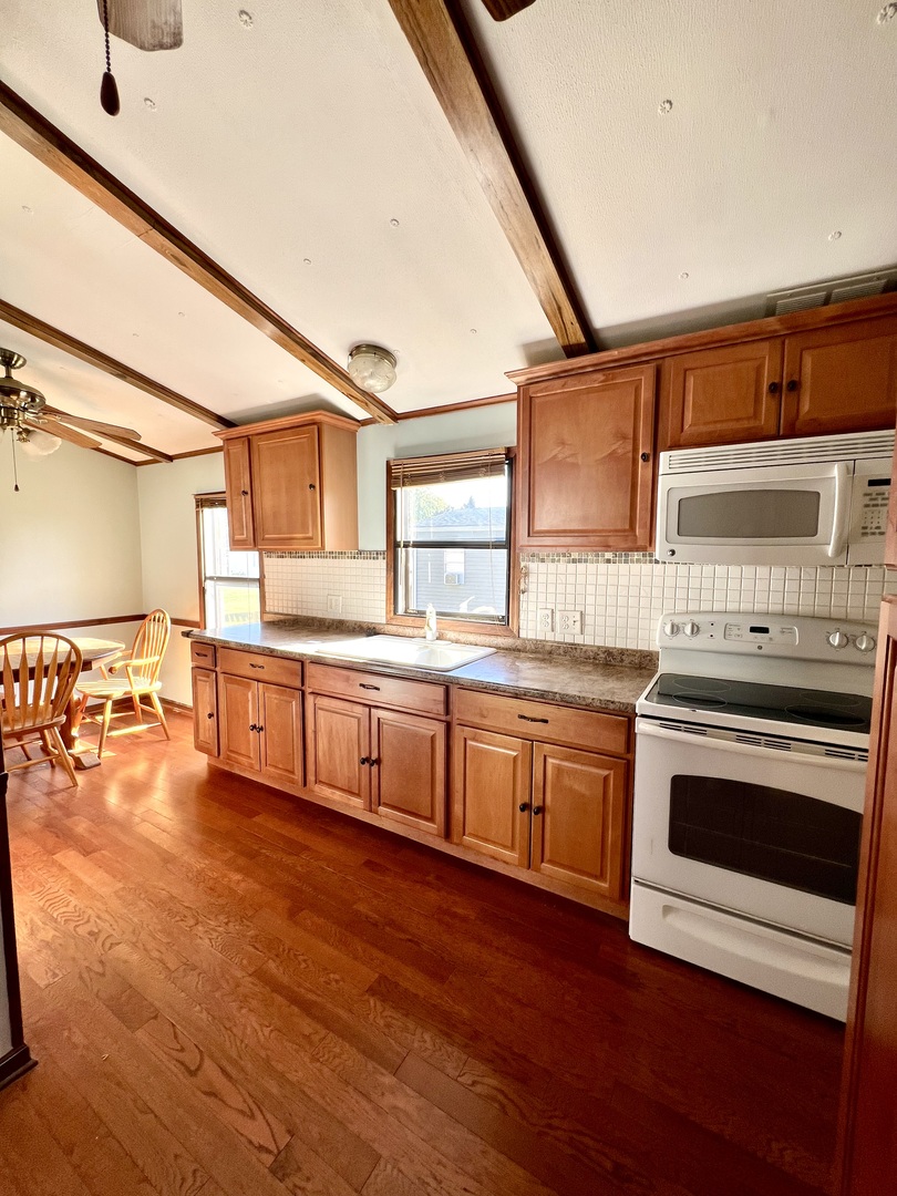 84 Birch Drive, Sandwich, IL 60548