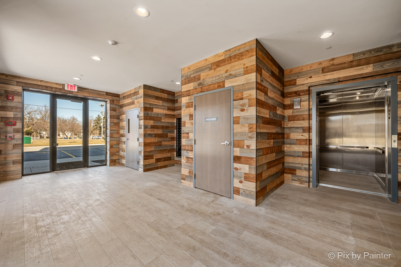 27 W Park Boulevard #209, Villa Park, IL 60181