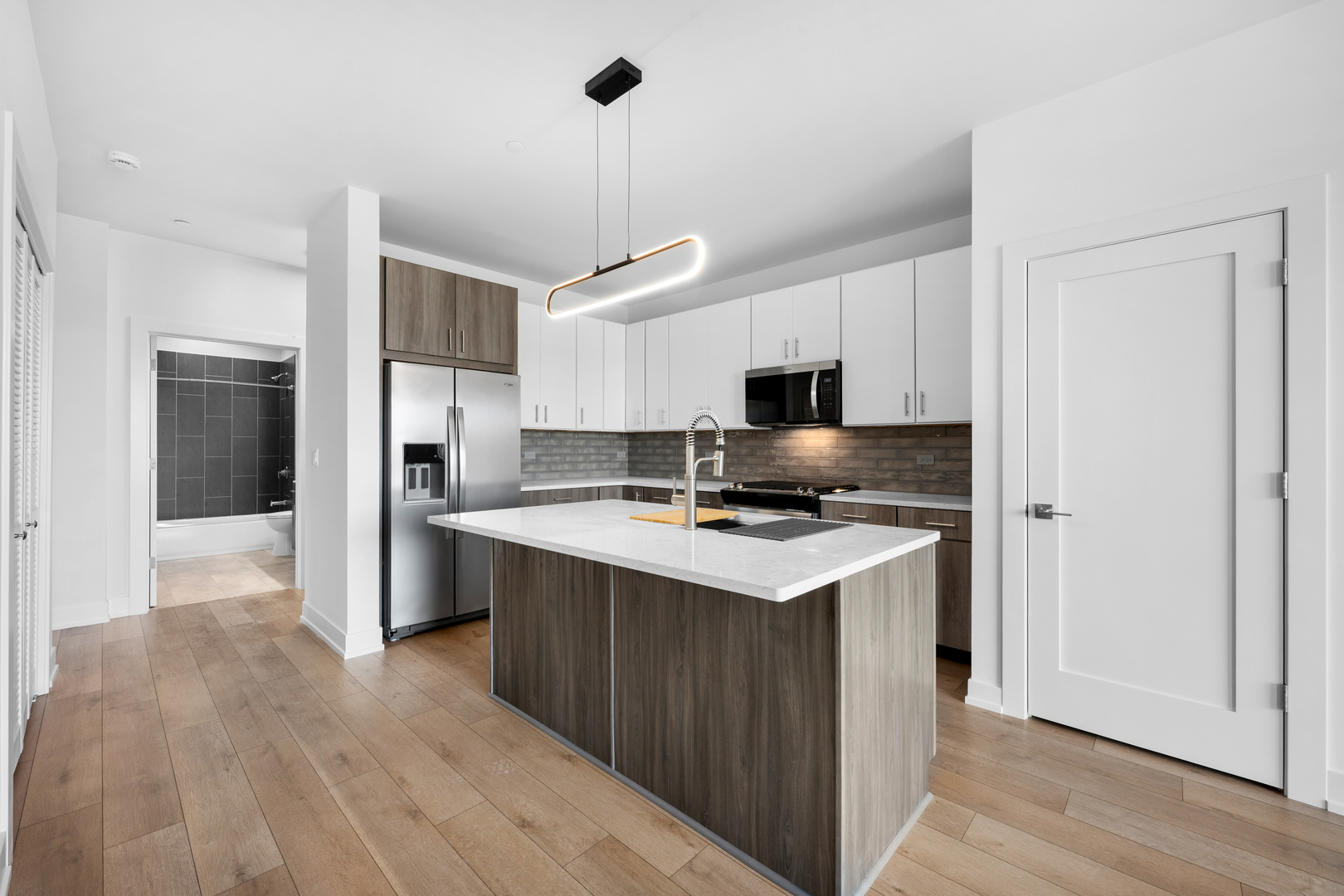 27 W Park Boulevard #209, Villa Park, IL 60181