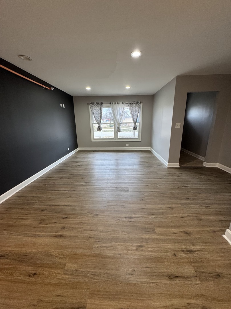 7315 Cumberland Drive, Hanover Park, IL 60133