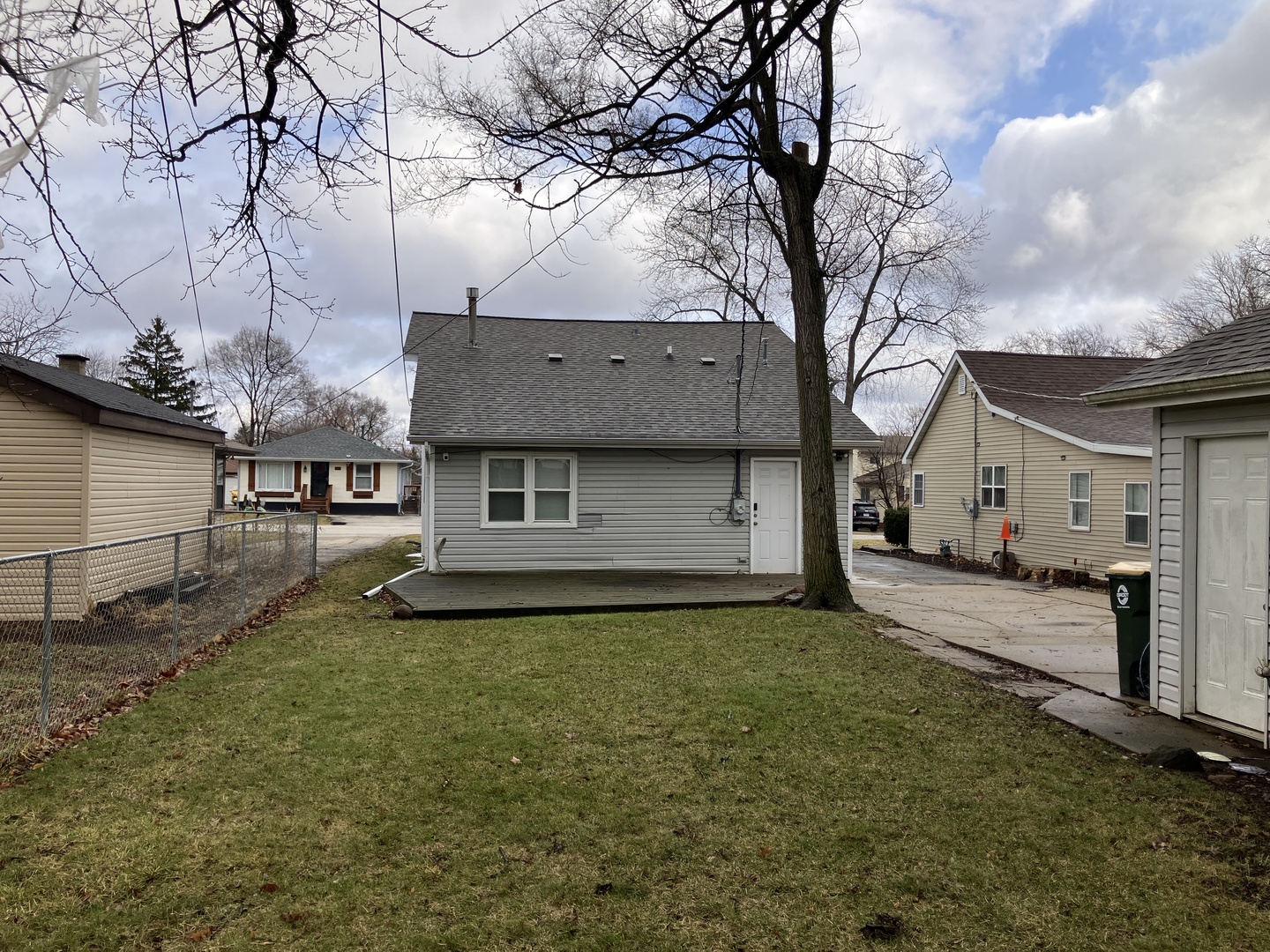 1432 Ridgeway Avenue, Round Lake Beach, IL 60073