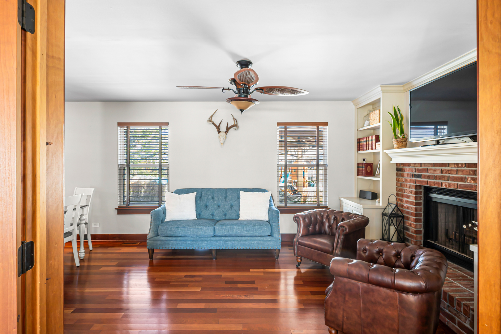 621 Doral Lane, North Aurora, IL 60542