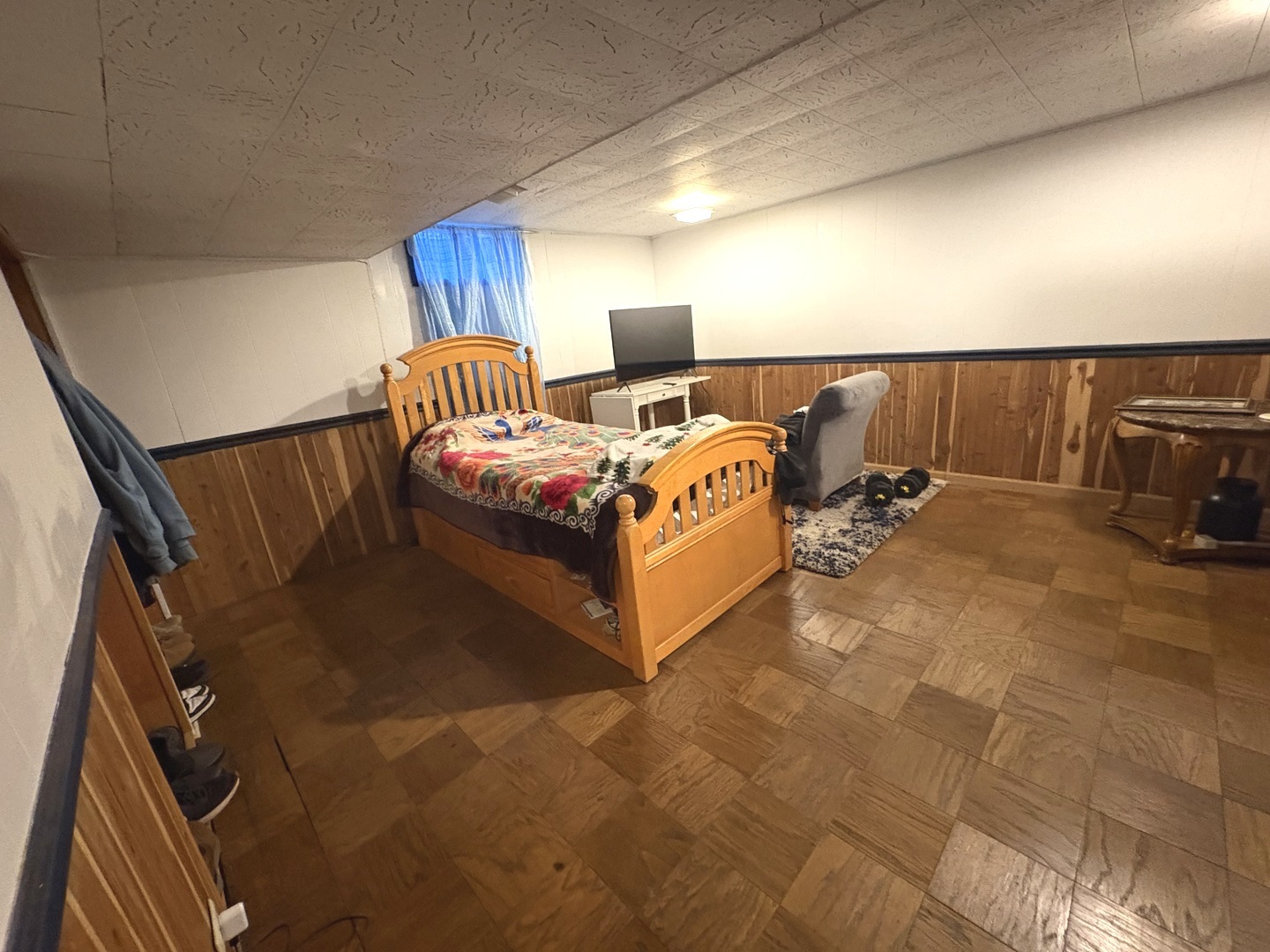 631 Bent Street, Elgin, IL 60120