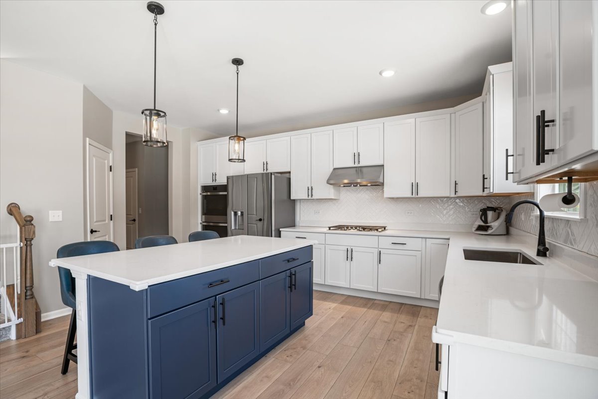 11306 Kinney Way, Huntley, IL 60142