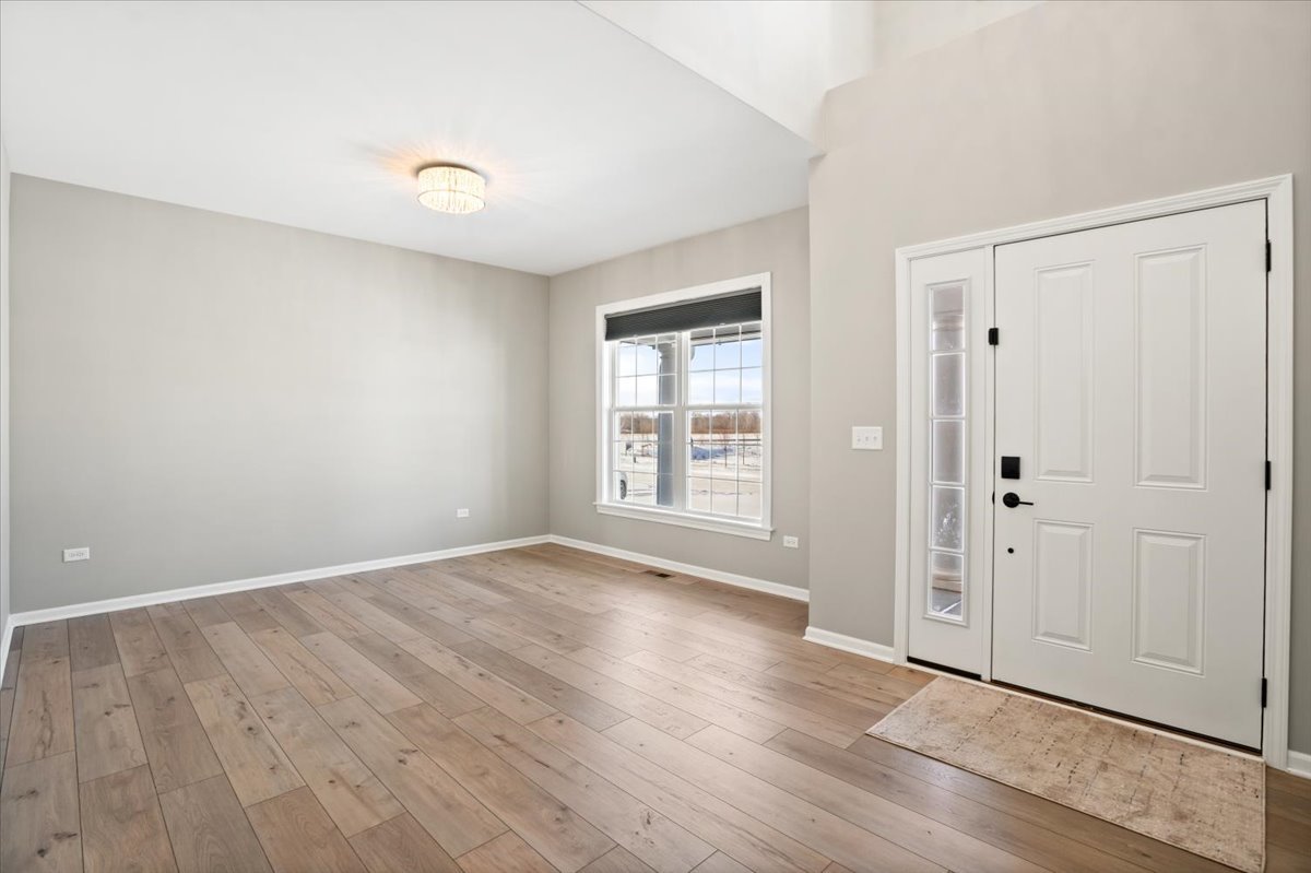 11306 Kinney Way, Huntley, IL 60142