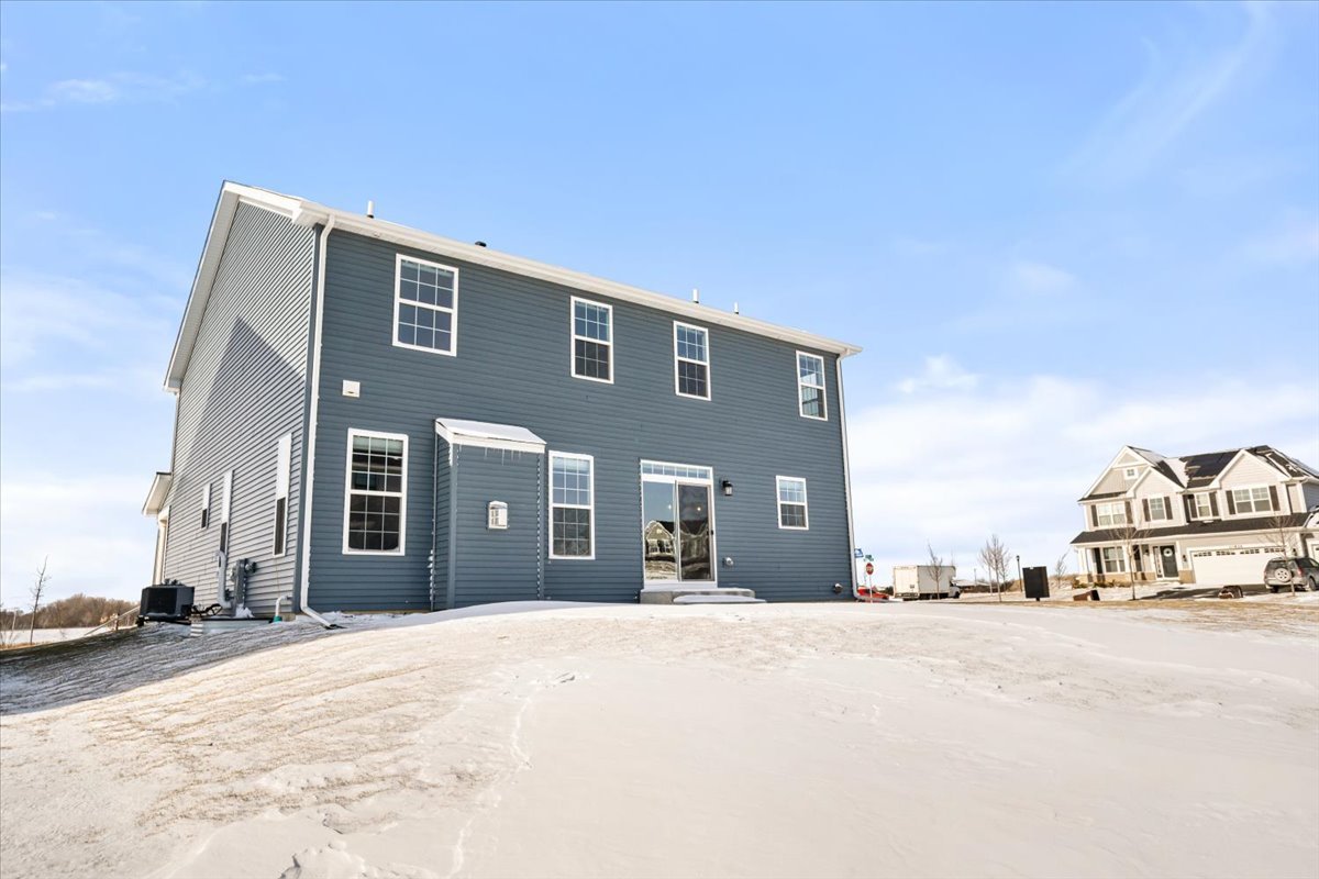 11306 Kinney Way, Huntley, IL 60142