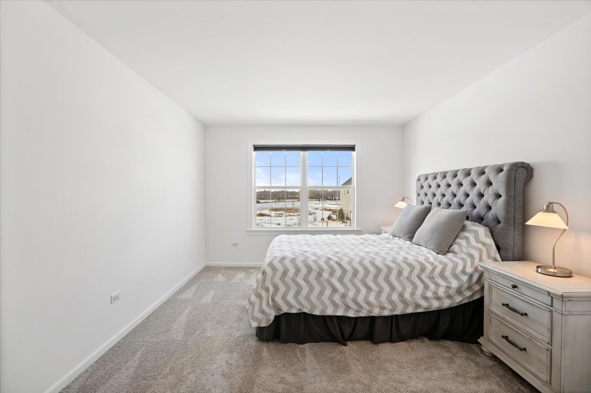 11306 Kinney Way, Huntley, IL 60142