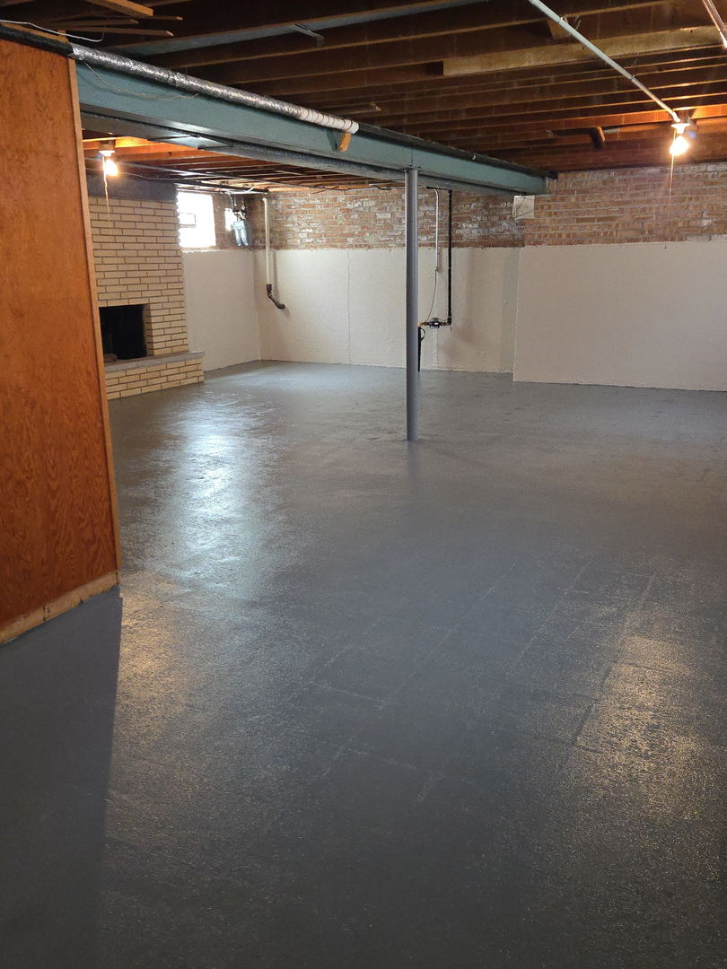 8531 S Tripp Avenue, Chicago, IL 60652