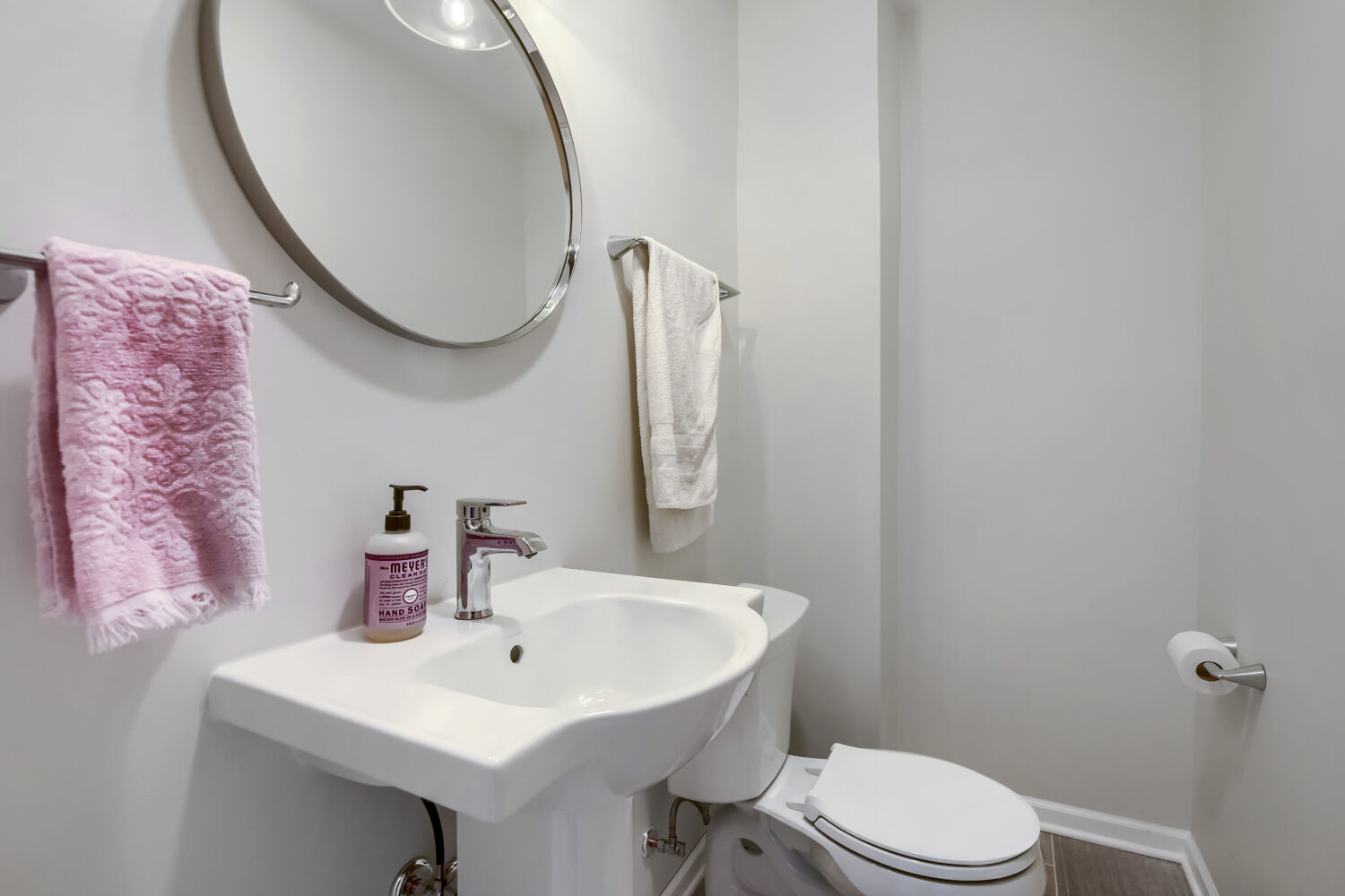8531 S Tripp Avenue, Chicago, IL 60652