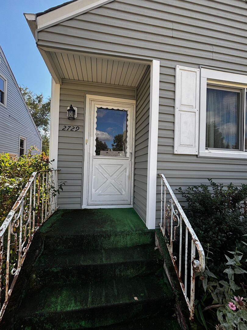 2729 W 89th Place, Evergreen Park, IL 60805