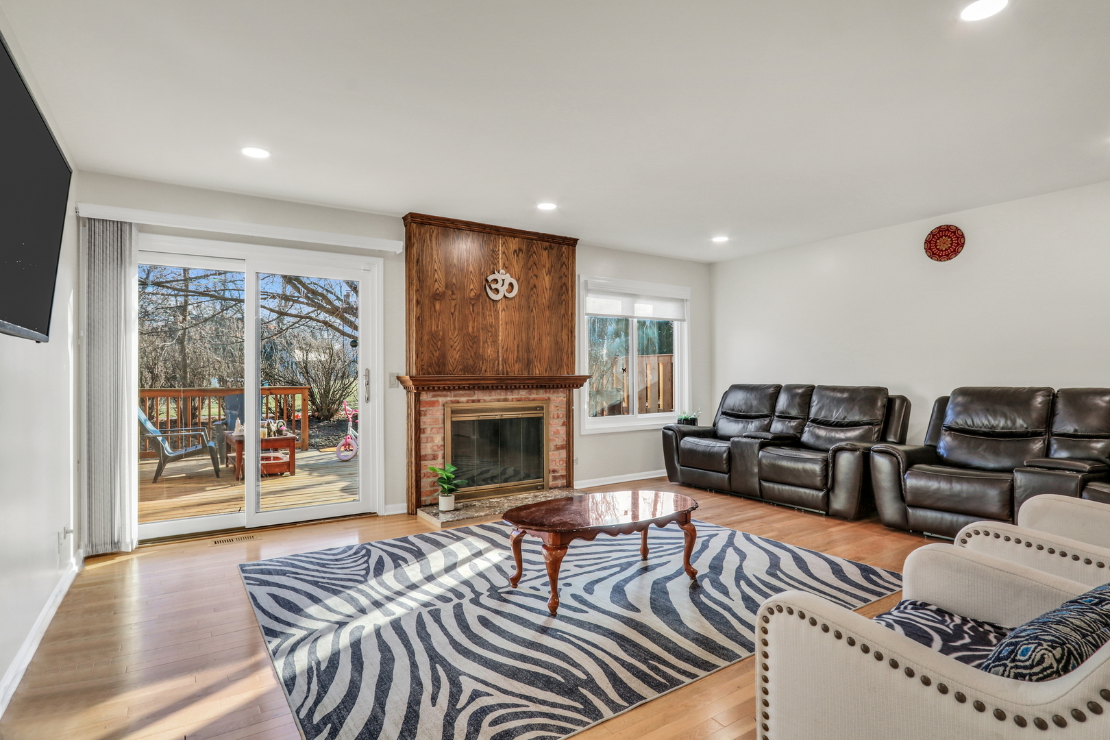 1566 Anderson Lane, Buffalo Grove, IL 60089