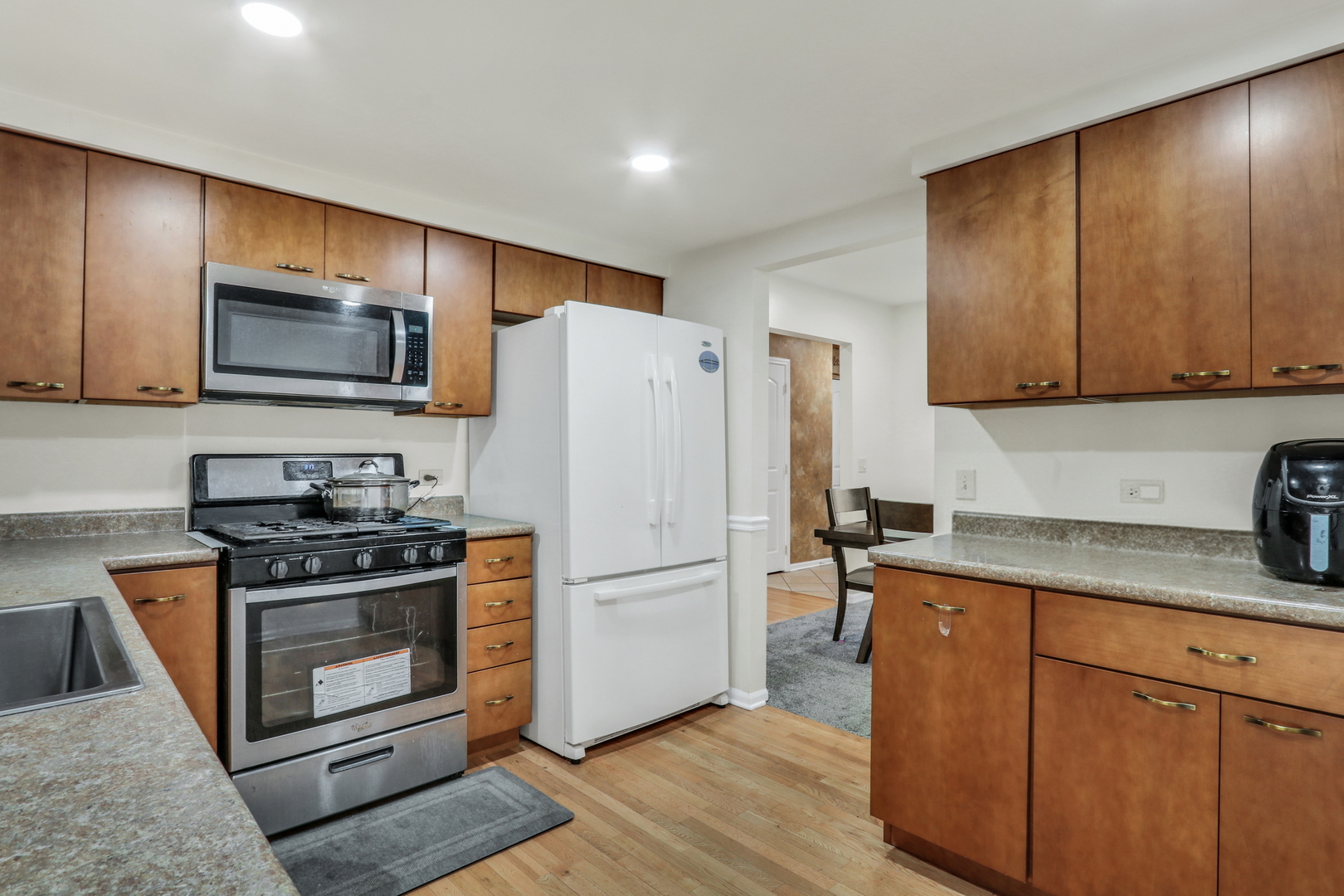 1566 Anderson Lane, Buffalo Grove, IL 60089