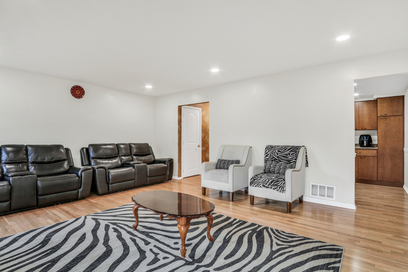 1566 Anderson Lane, Buffalo Grove, IL 60089