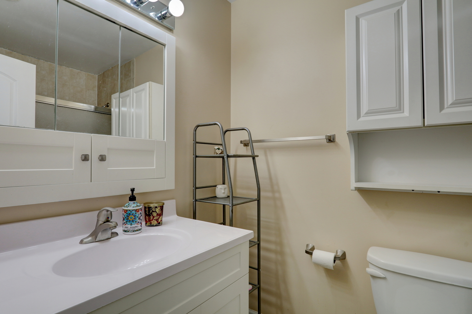 1566 Anderson Lane, Buffalo Grove, IL 60089