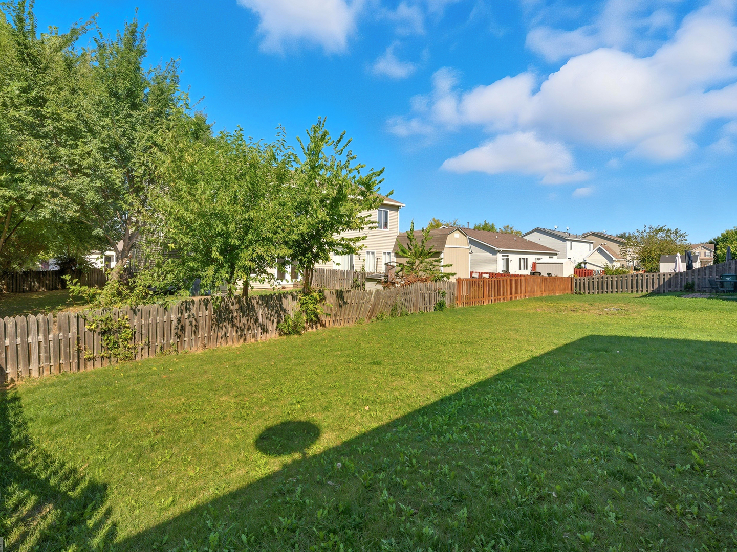 2813 Hoffman Street, Plano, IL 60545