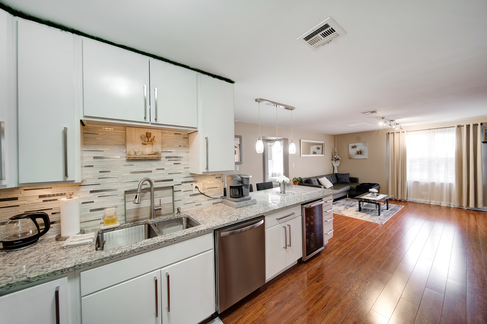 9146 Grand Avenue #2NE, Franklin Park, IL 60131