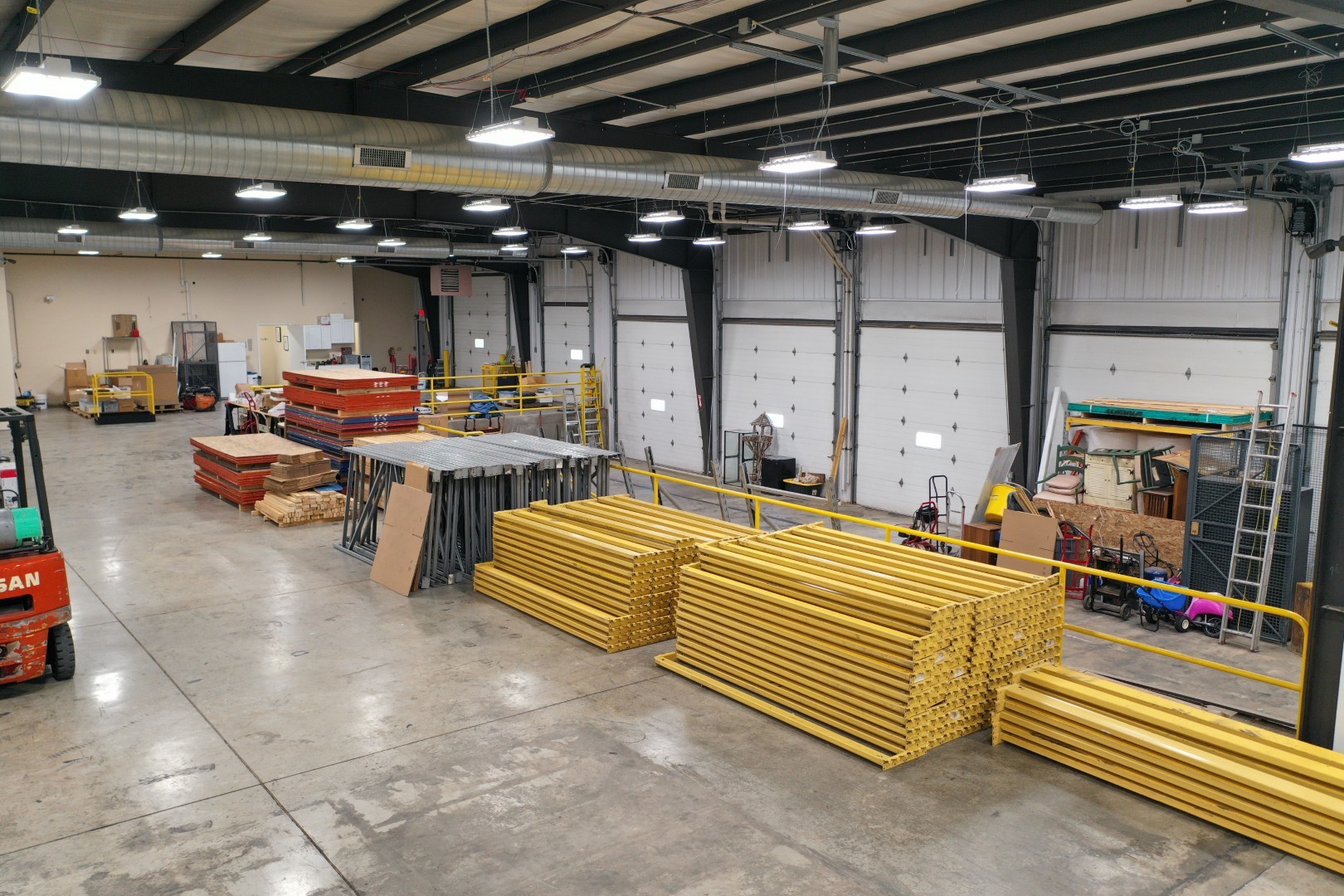 2406 W Market Street, Bloomington, IL 61705