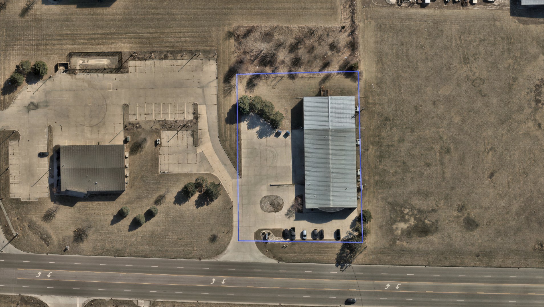 2406 W Market Street, Bloomington, IL 61705