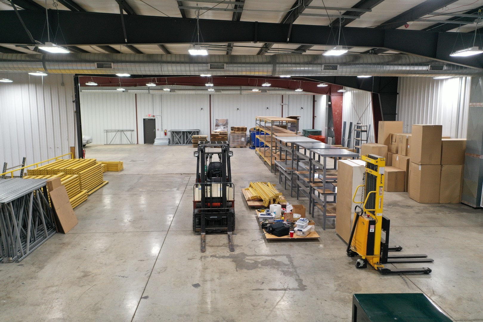 2406 W Market Street, Bloomington, IL 61705