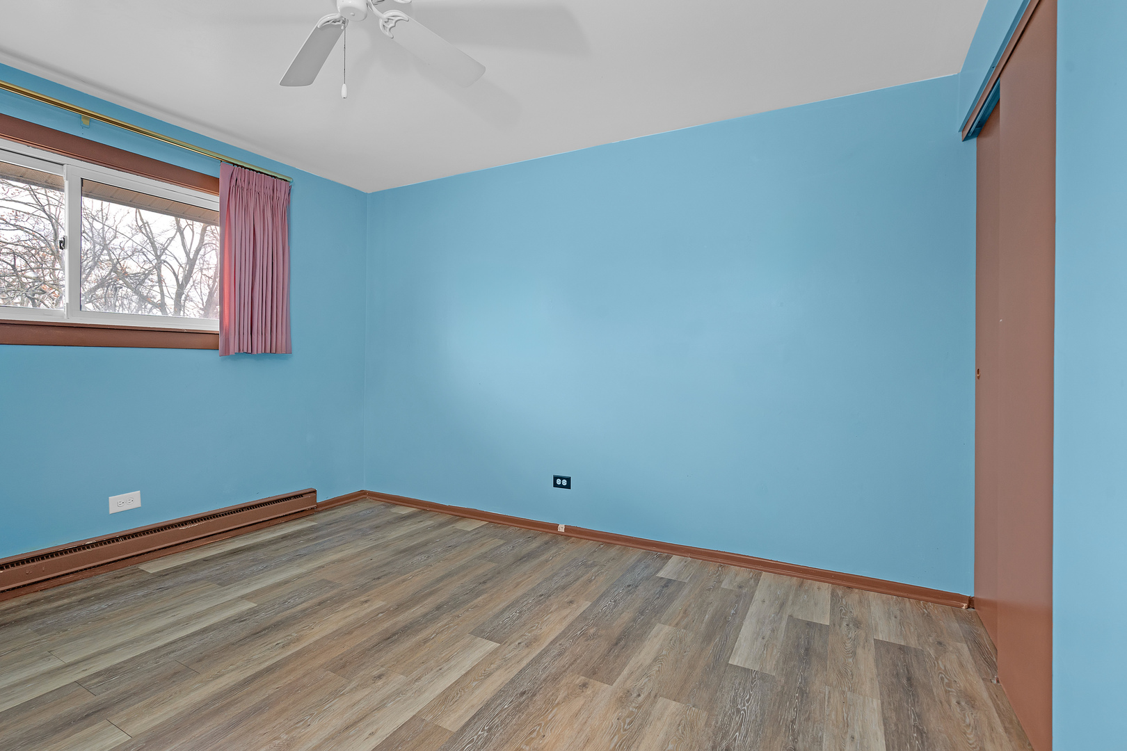 18W063 14th Street, Villa Park, IL 60181