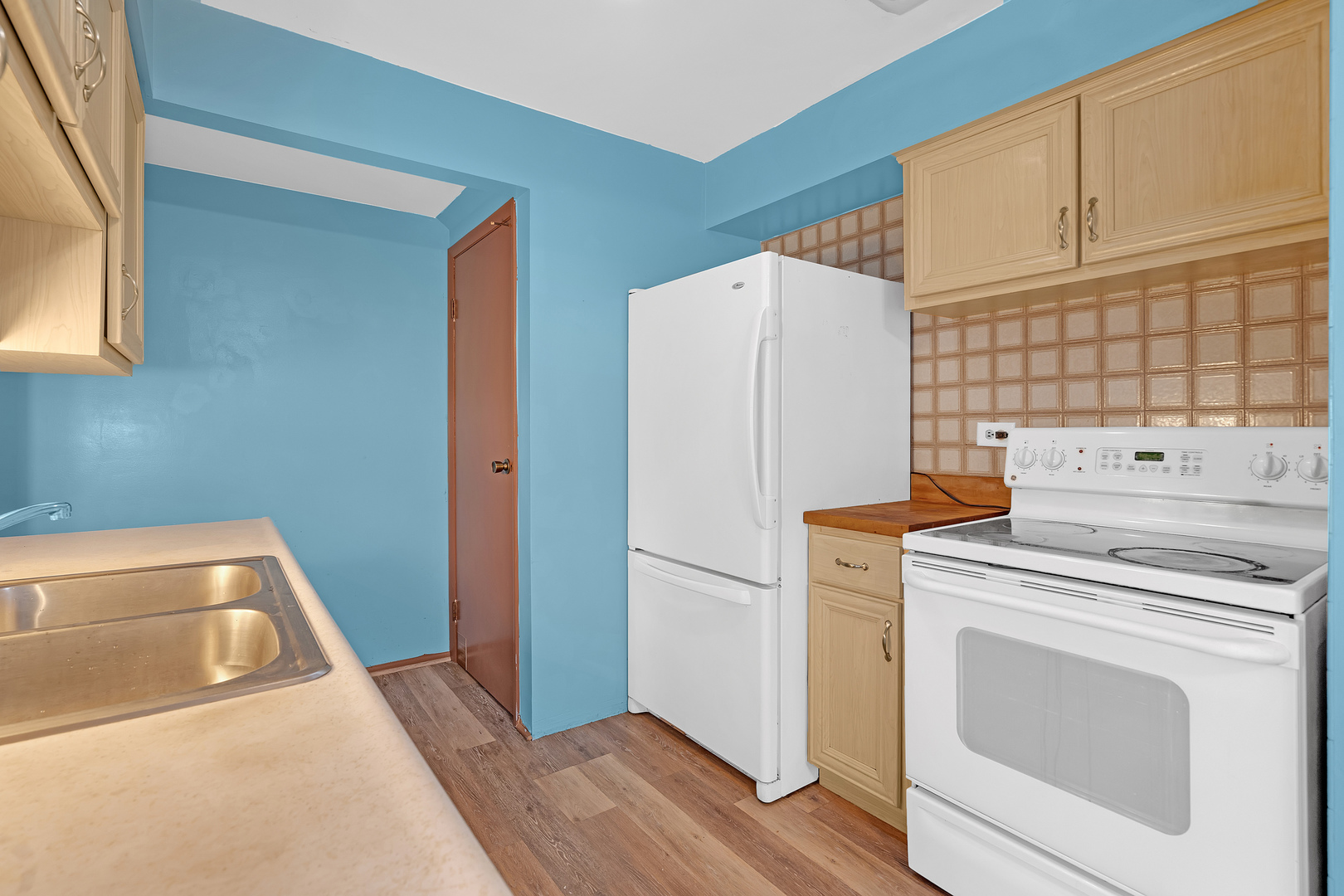 18W063 14th Street, Villa Park, IL 60181