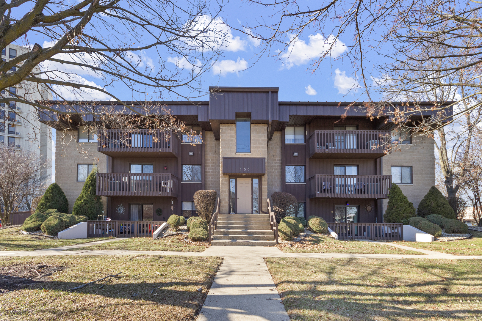 109 Caterpillar Drive #1B, Joliet, IL 60436