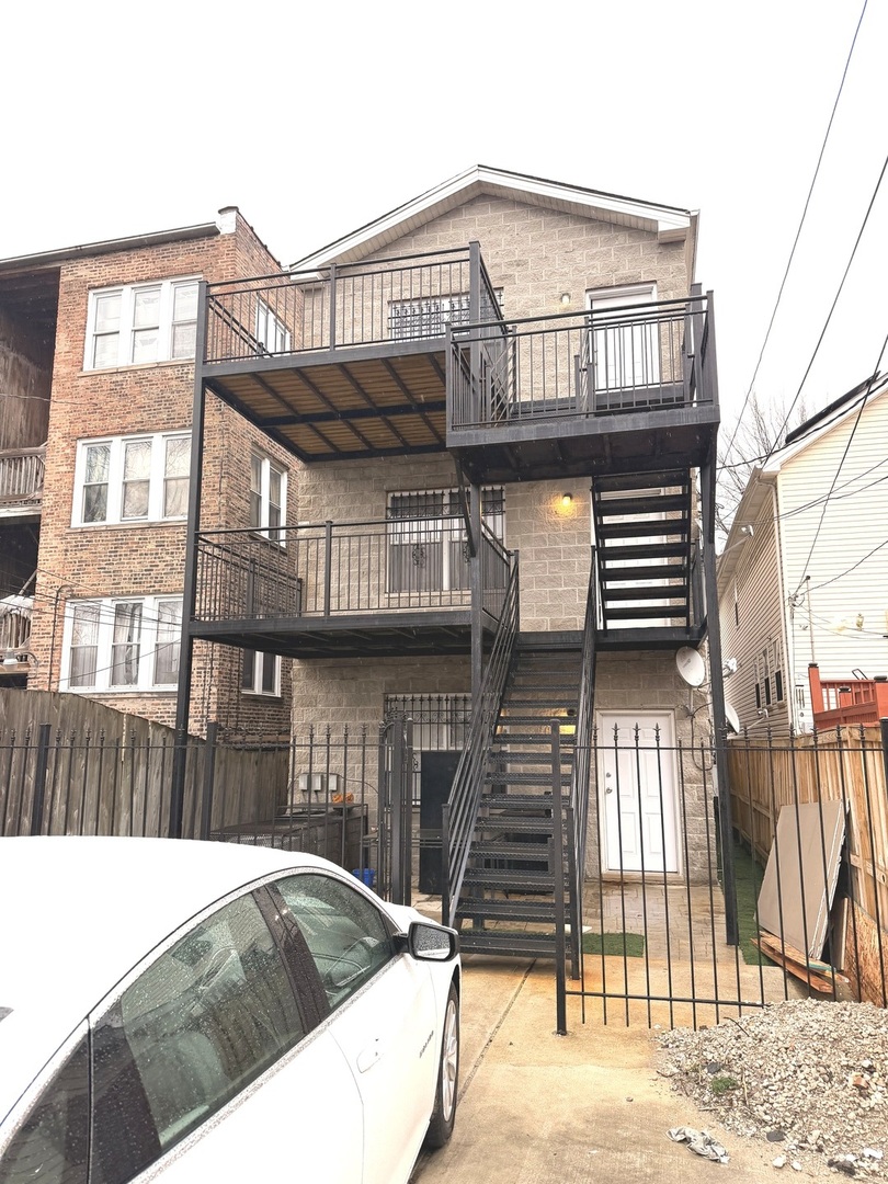 1632 S Saint Louis Avenue, Chicago, IL 60623