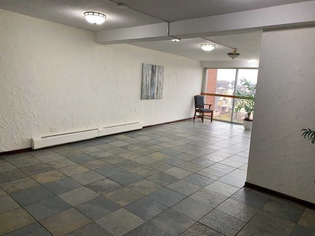 2200 S Stewart Avenue #4C, Lombard, IL 60148