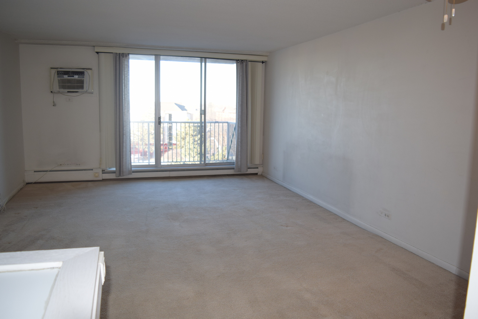 2200 S Stewart Avenue #4C, Lombard, IL 60148