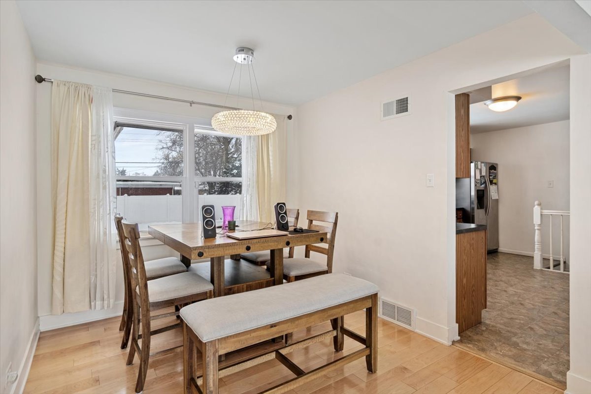 6101 W 127th Street, Palos Heights, IL 60463