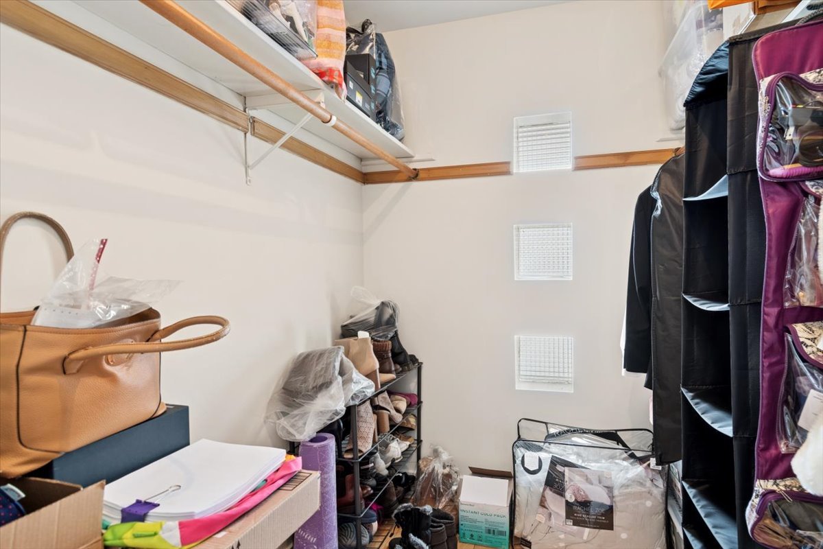 6101 W 127th Street, Palos Heights, IL 60463