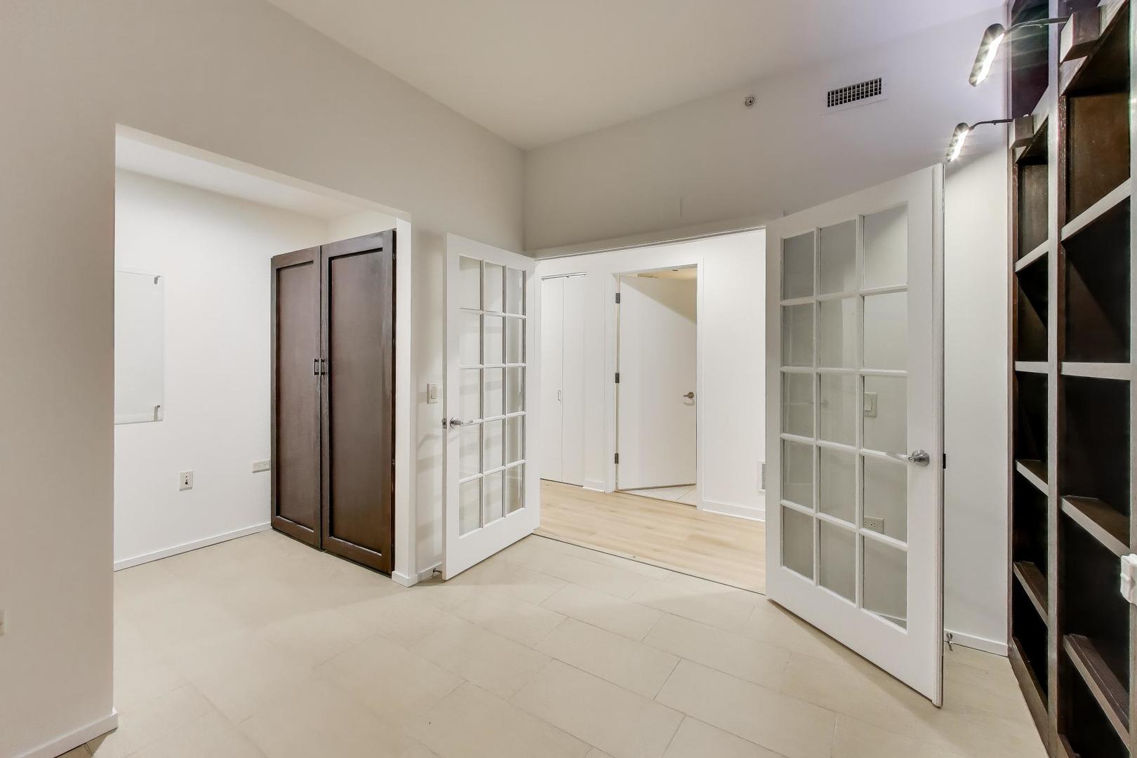 310 S MICHIGAN Avenue #1013, Chicago, IL 60604