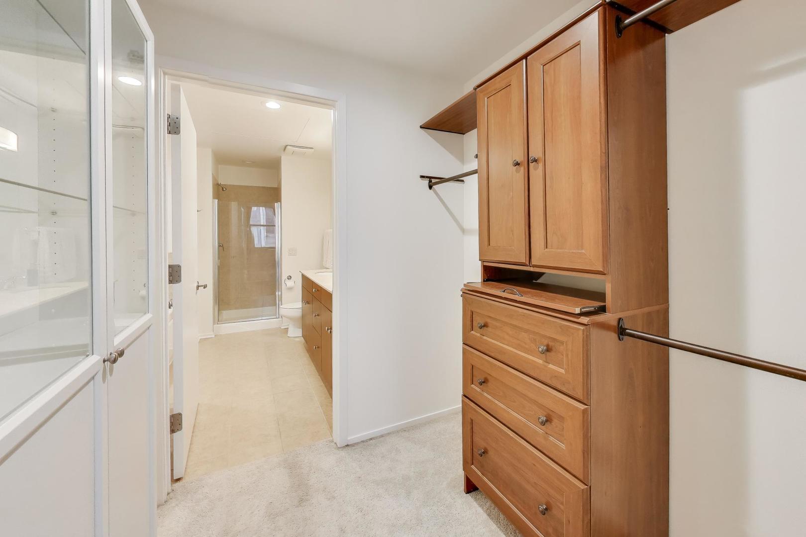 310 S MICHIGAN Avenue #1013, Chicago, IL 60604