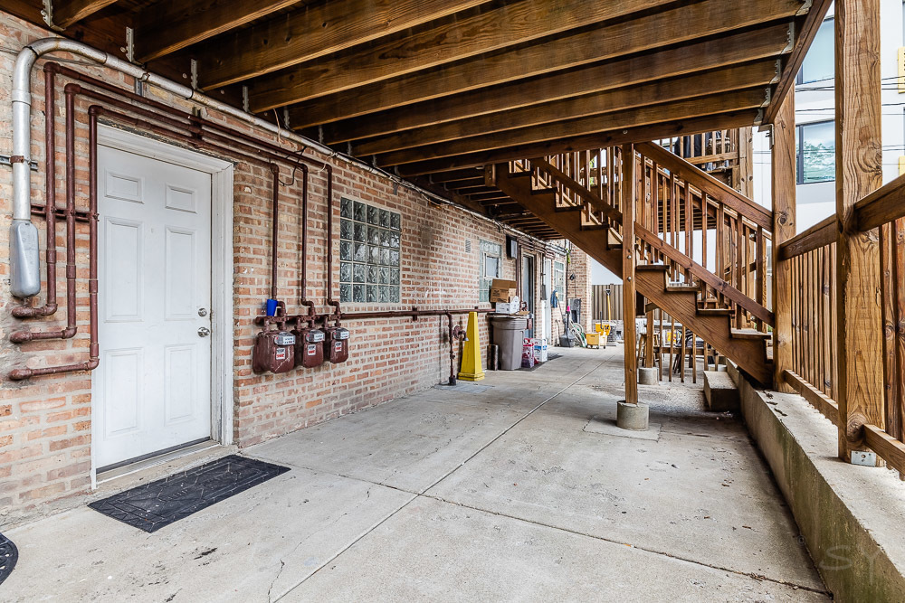 3451 W Montrose Avenue #1, Chicago, IL 60618