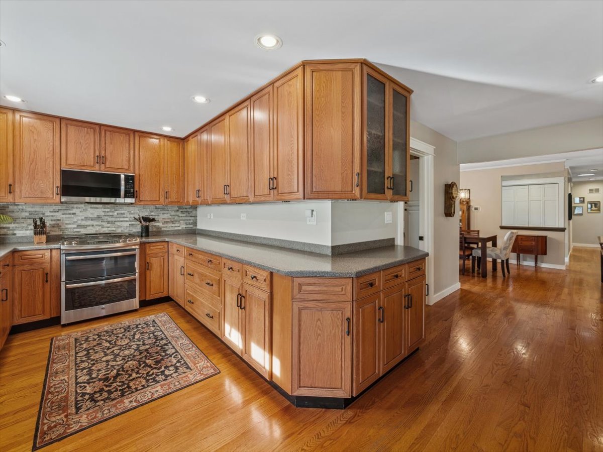 20205 N Lea Road, Deer Park, IL 60010