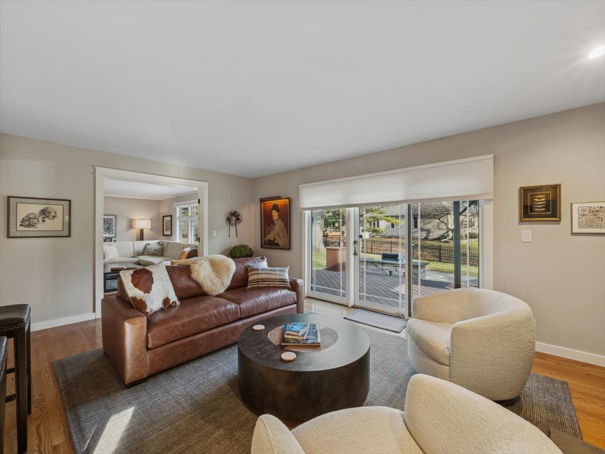 20205 N Lea Road, Deer Park, IL 60010