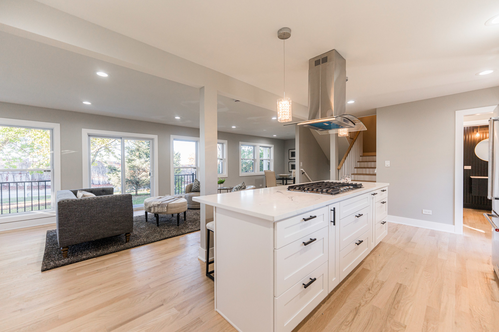 147 W North Avenue, Lombard, IL 60148