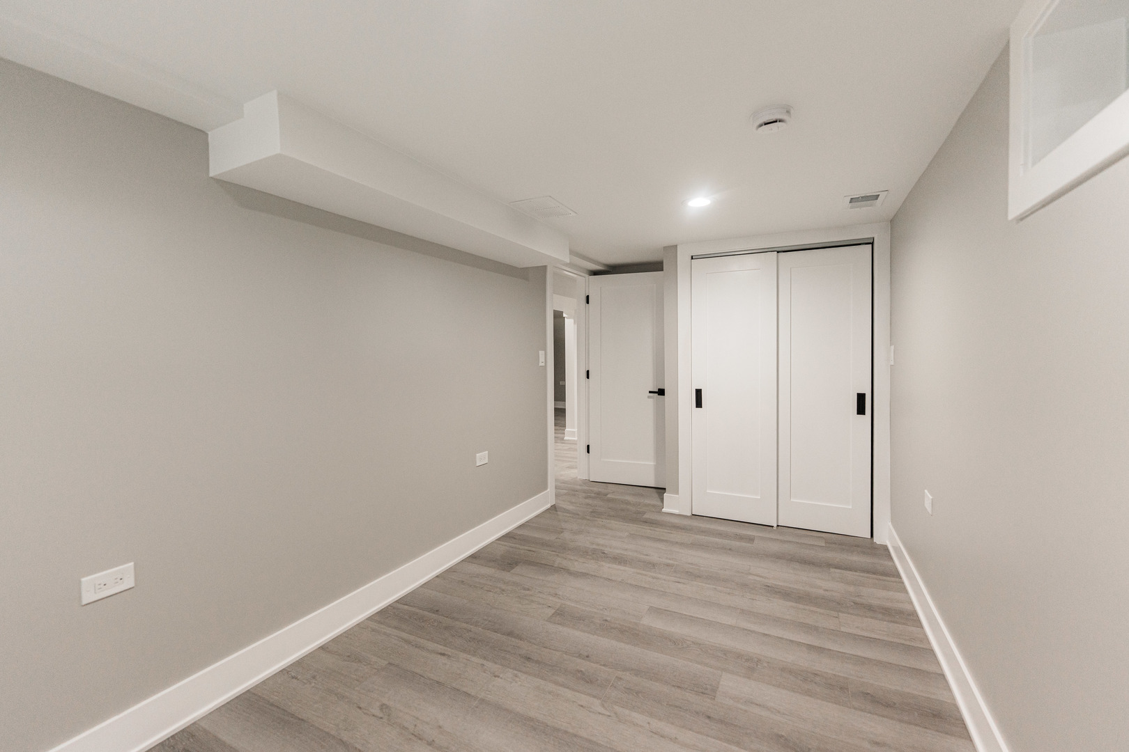 147 W North Avenue, Lombard, IL 60148