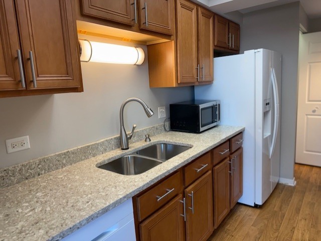 6340 Americana Drive #1102, Willowbrook, IL 60527