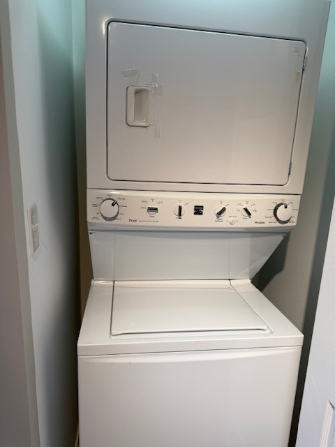 6340 Americana Drive #1102, Willowbrook, IL 60527