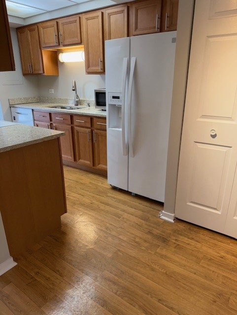 6340 Americana Drive #1102, Willowbrook, IL 60527