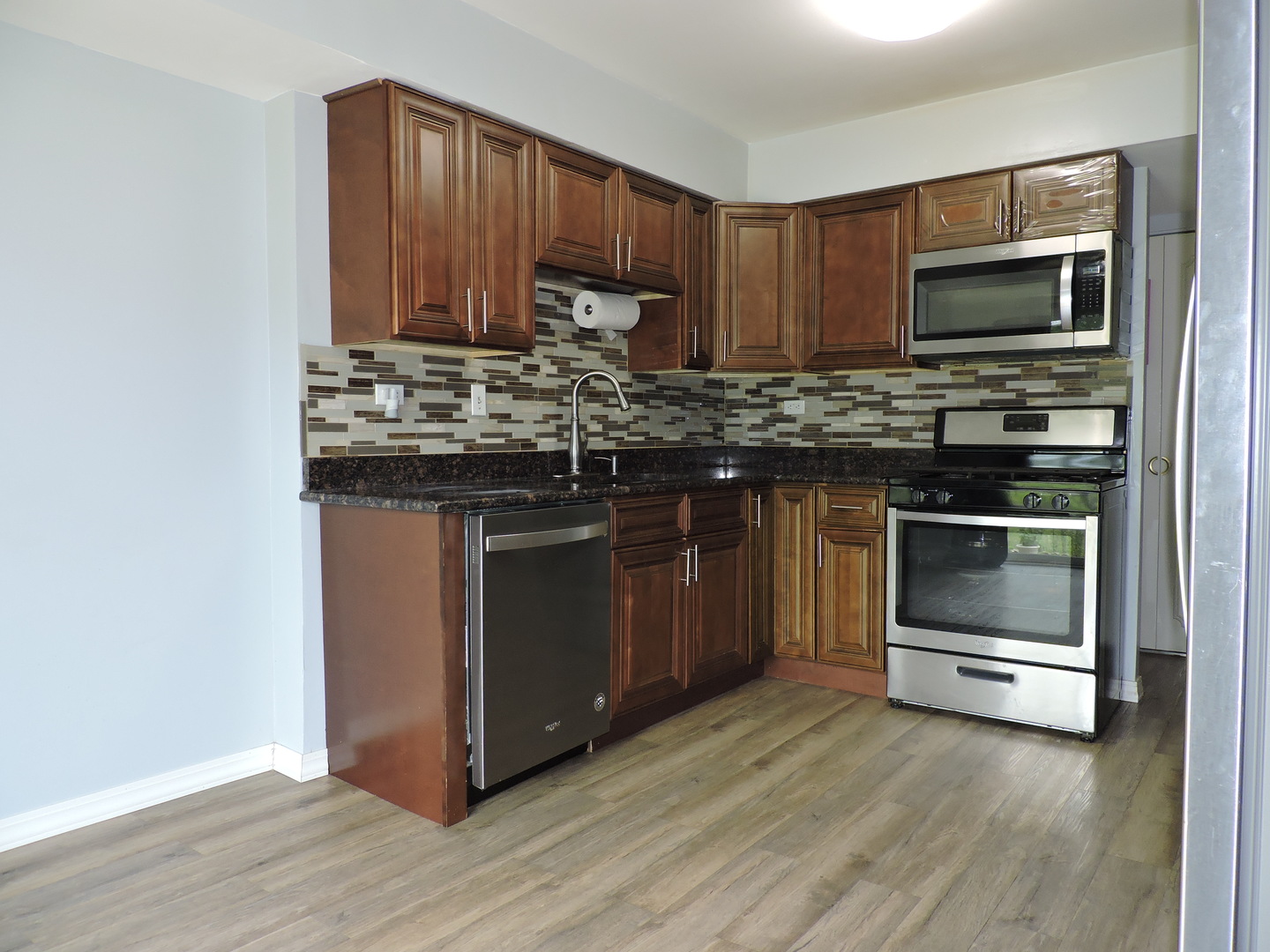 2216 Andover Court, Schaumburg, IL 60194