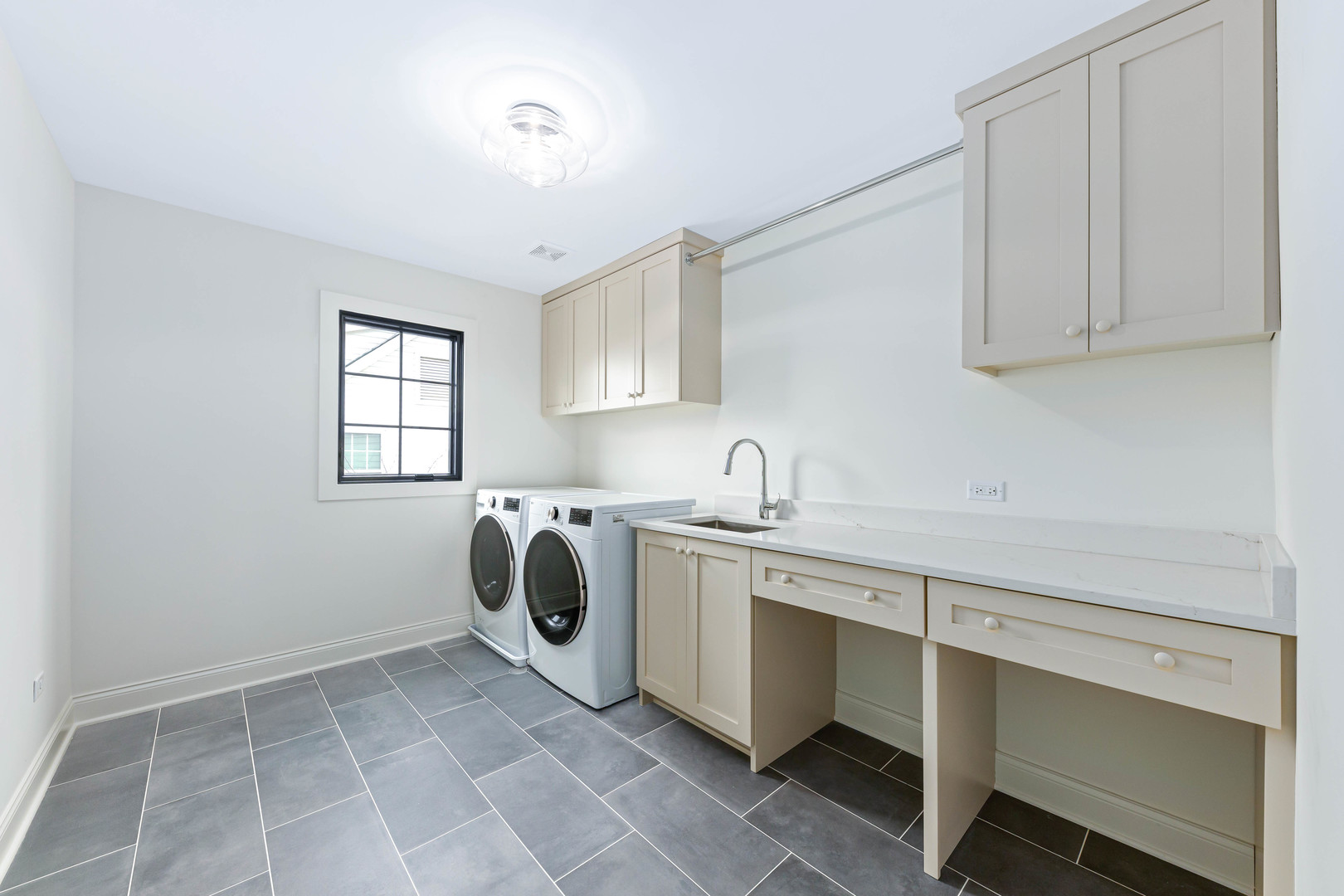 1310 N Eagle Street, Naperville, IL 60563