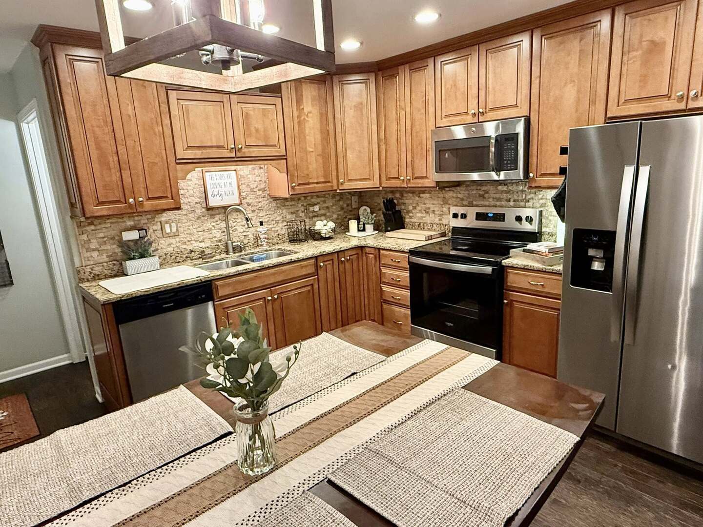 7624 Westview Lane, Woodridge, IL 60517