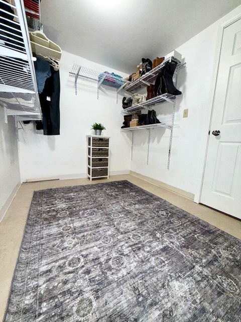 7624 Westview Lane, Woodridge, IL 60517