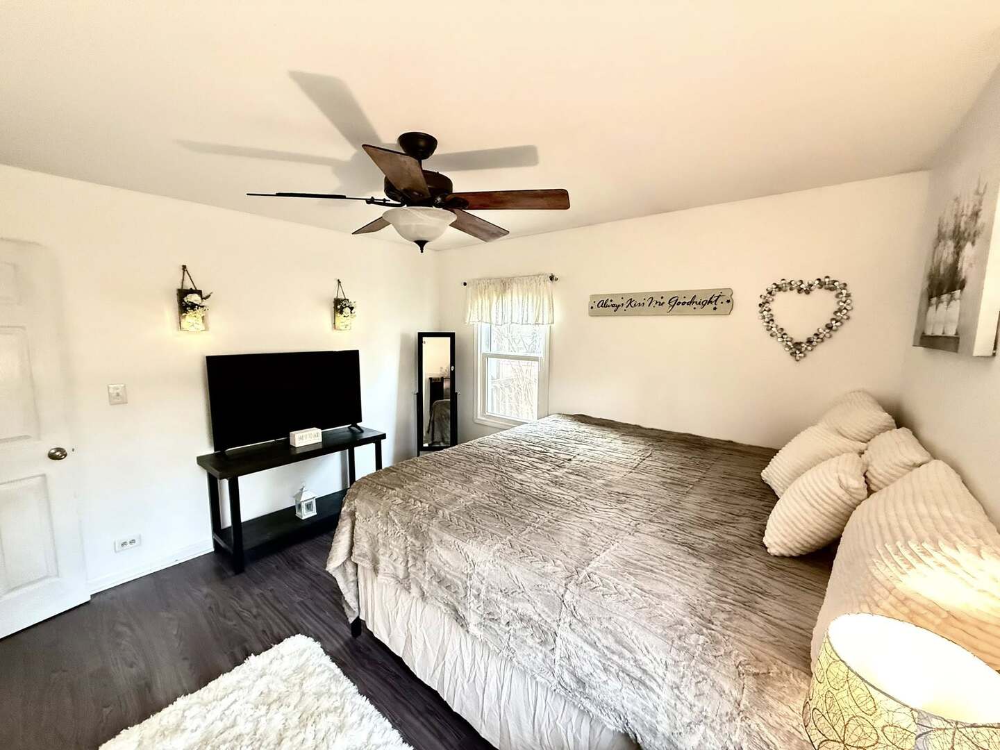 7624 Westview Lane, Woodridge, IL 60517