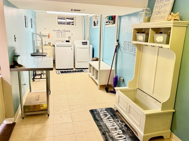 7624 Westview Lane, Woodridge, IL 60517