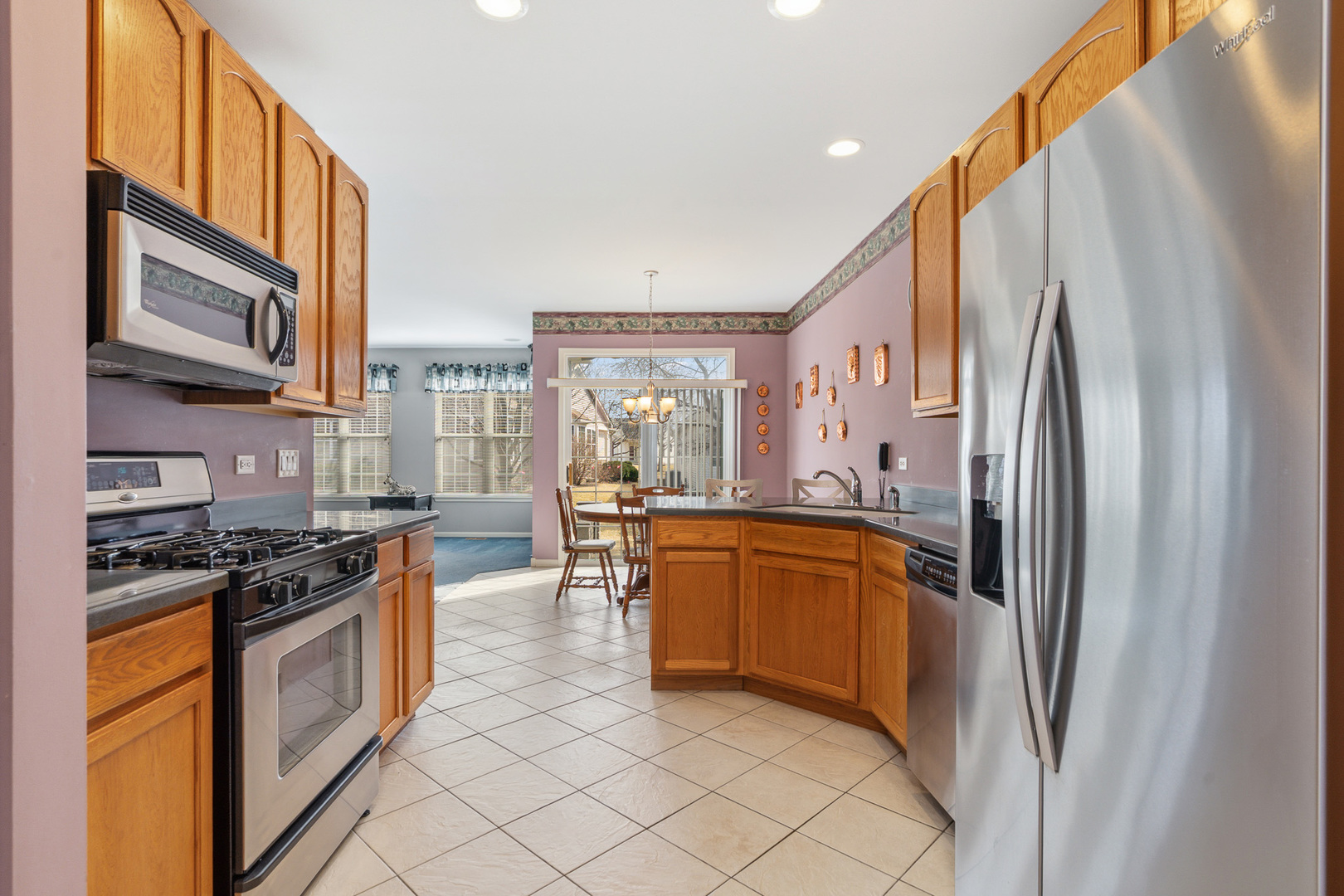 21325 Windsor Lake Lane, Crest Hill, IL 60403