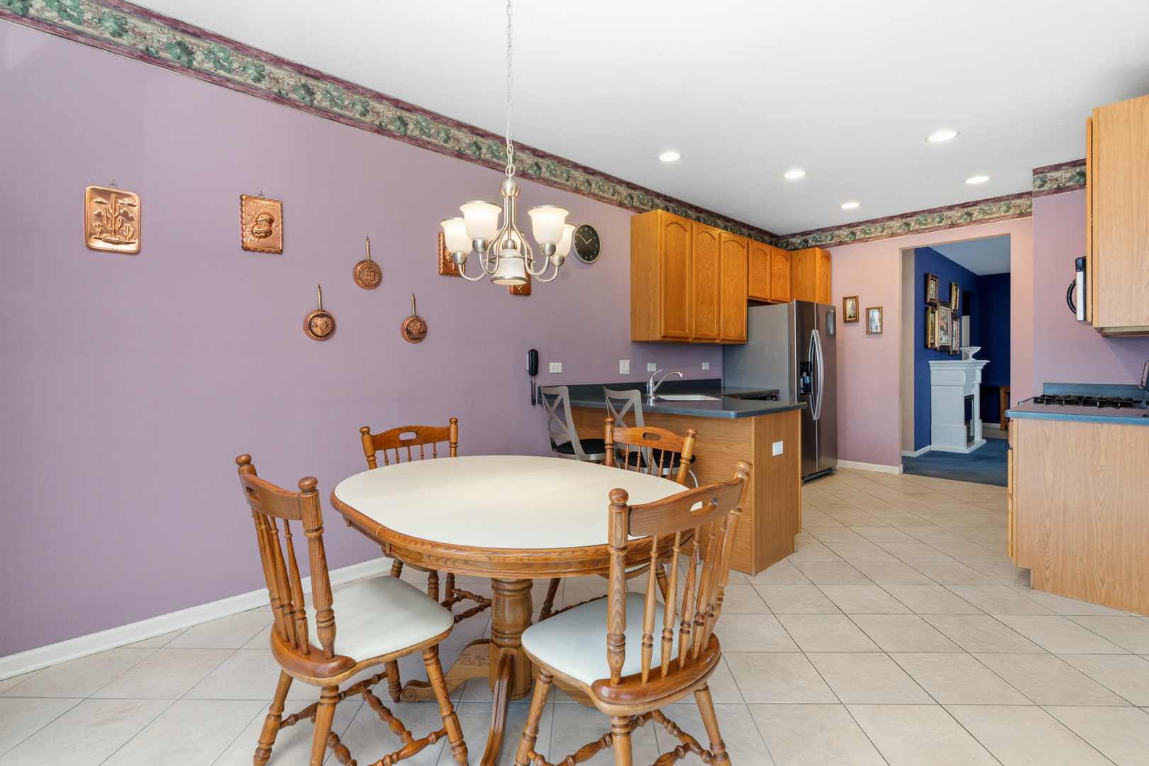 21325 Windsor Lake Lane, Crest Hill, IL 60403